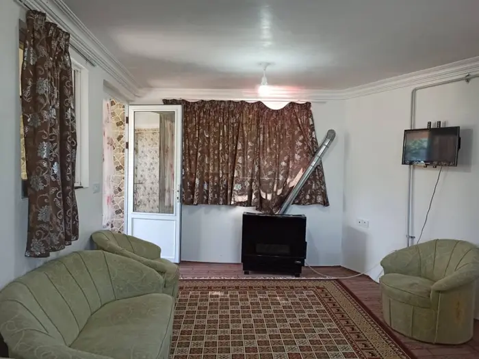 دوخوابه جینگو چه جا - داخلی