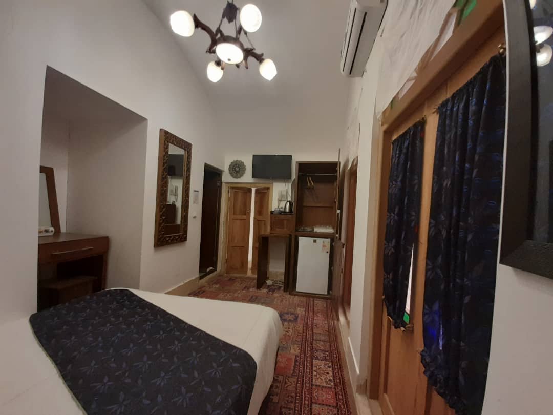 اقامتگاه سنتی ترنج سبز یزد - اتاق زری بافی - اتاق زری بافی