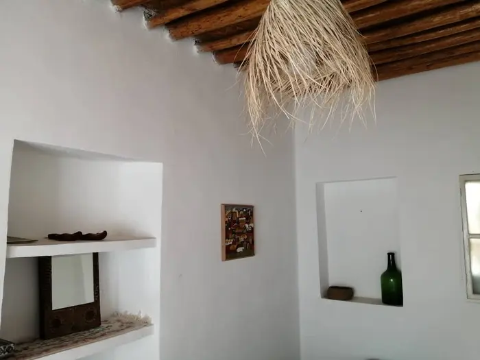 بوم گردی نیمروز سروستان - واحد زمستان نشین - زمستان نشین