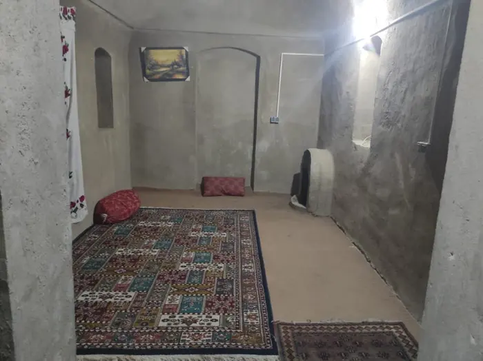 بوم گردی رستم زادگان سیستان - اتاق۳