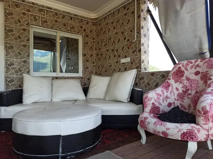 دوخوابه جینگو چه جا - بالکن