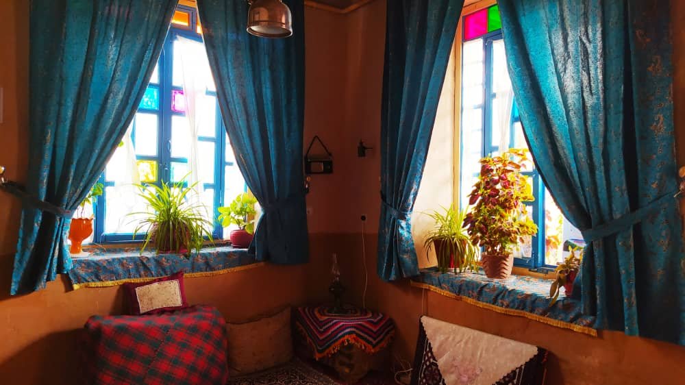 بومگردی ترلان - اتاق(2)