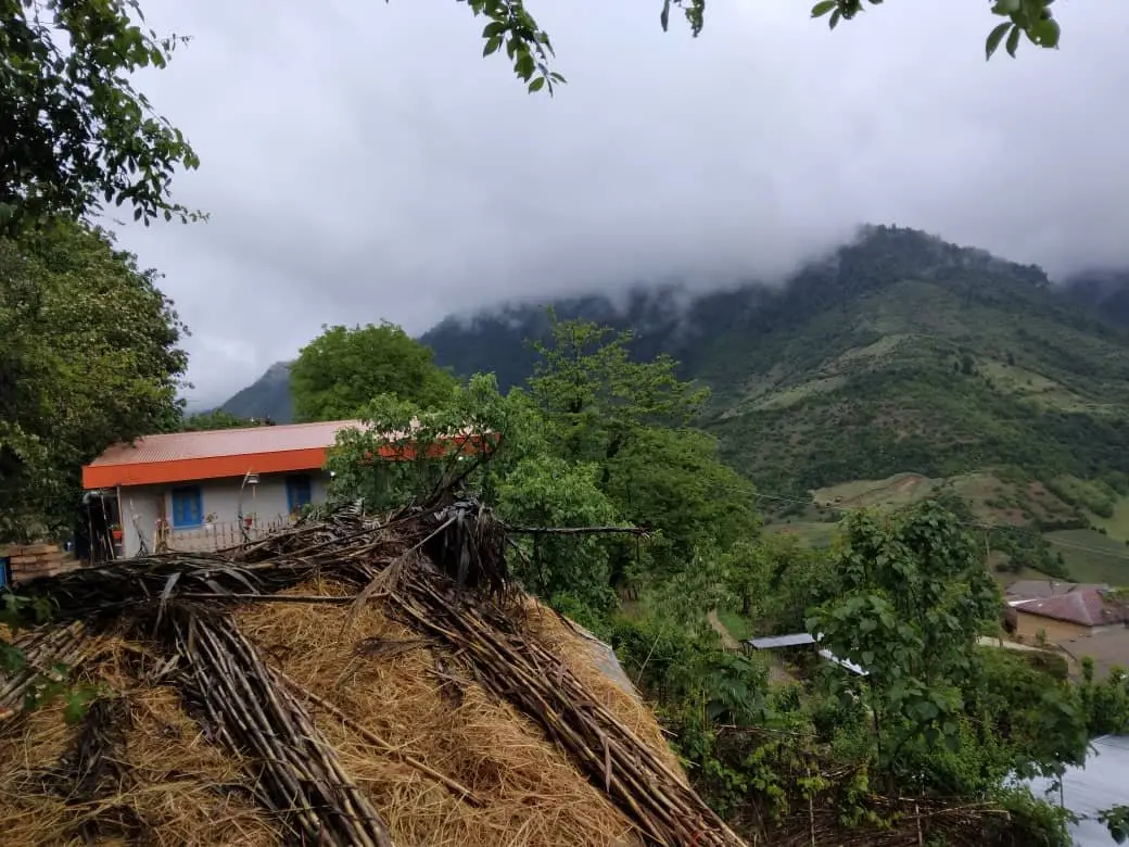 بوم گردی کوه کمر - واحد 1 - طبیعت اطراف