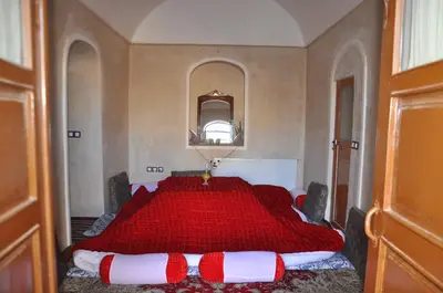 بومگردی گلستان ادیب - واحد شاه نشین