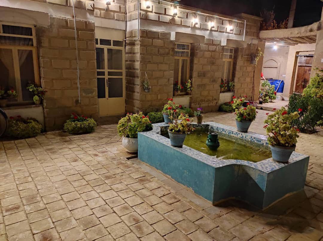 بومگردی ریحان - واحد 1