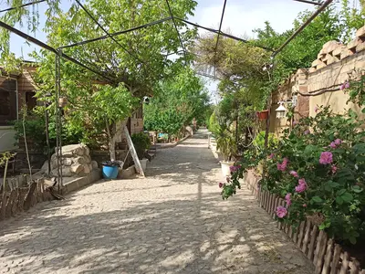 بومگردی کلبه باغ - واحد ۲