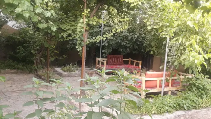 بوم گردی آوردگاه ابرده - ترنج - حیاط