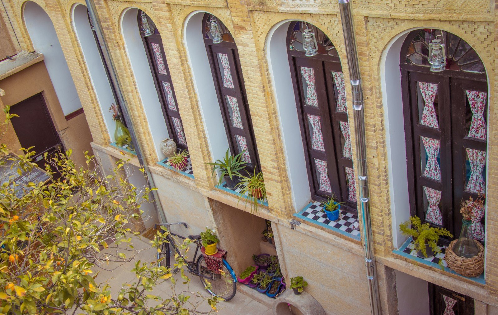 اقامتگاه سنتی ترنجستان - واحد دو تخته تویین ترنج - نما