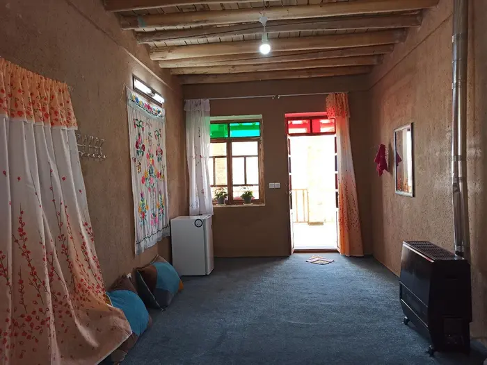 بوم گردی گل عاشق - بید ۲ - داخلی