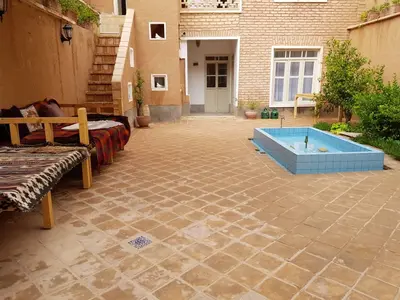 بومگردی نیمروز - واحد نقلی