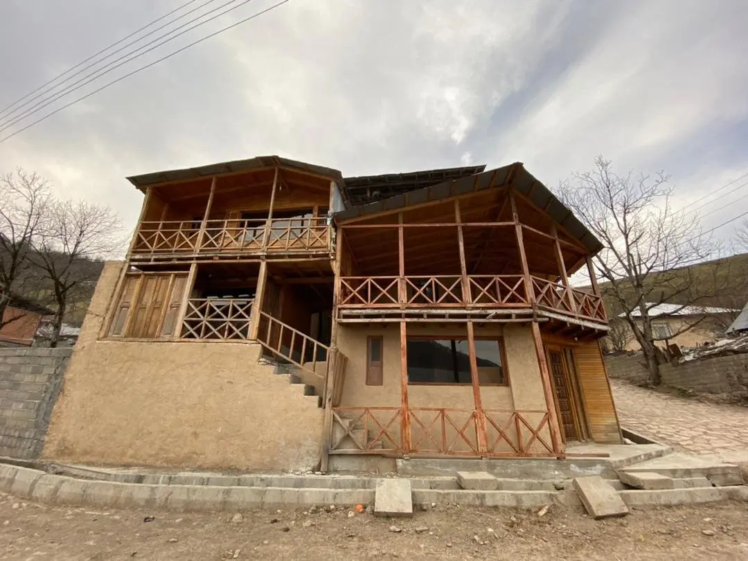 کلبه ایران منش واحد سنگی - نمای اقاممتگاه