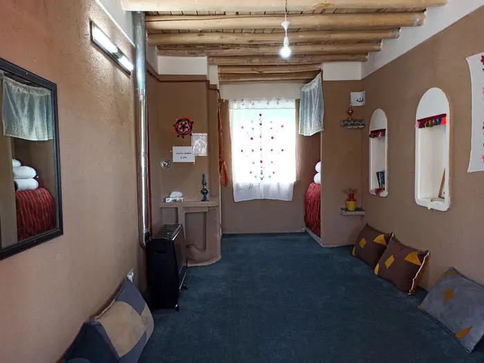 بوم گردی گل عاشق - بید ۱ - داخلی