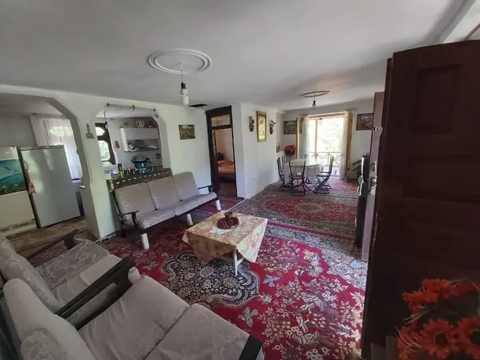 بوم گردی نارون واحد بالا - داخلی