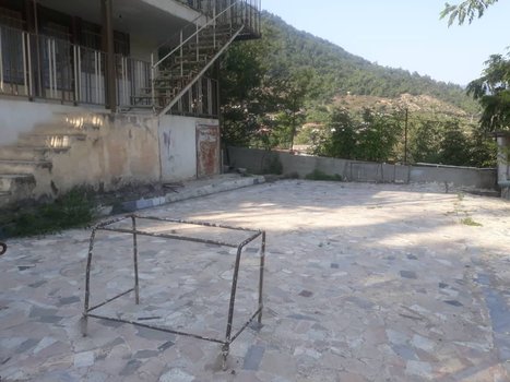 کاپوچینو - واحد 2 (همکف) - حیاط