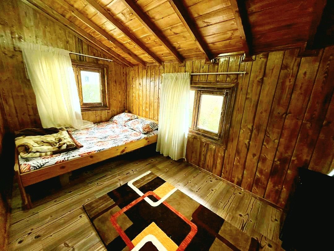 دوخوابه چوبی آریسا