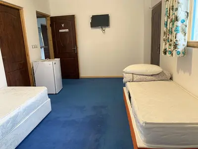 بومگردی عنبر بو - واحد 7