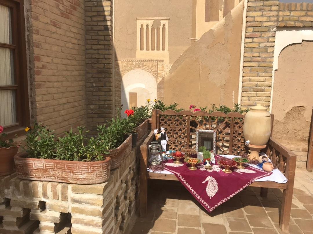 گلستان ادیب - واحد شاه نشین