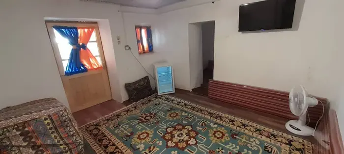 بوم گردی تلار سر -  واحد چیچیلاس - نشیمن