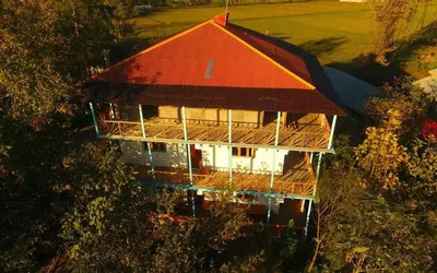 بومگردی عنبر بو - واحد 7