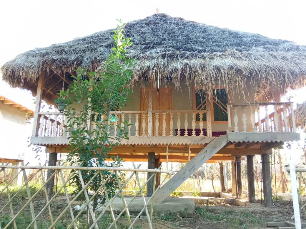 تکراری/ بومگردی باغ ریحان_کلبه وارش - باغ ریحان