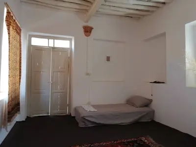 بومگردی نیمروز - واحد سه دری