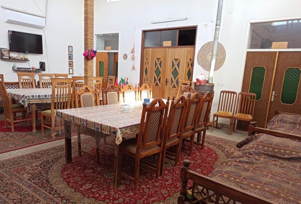 بوم گردی نبکا - واحد نارنج - نشیمن