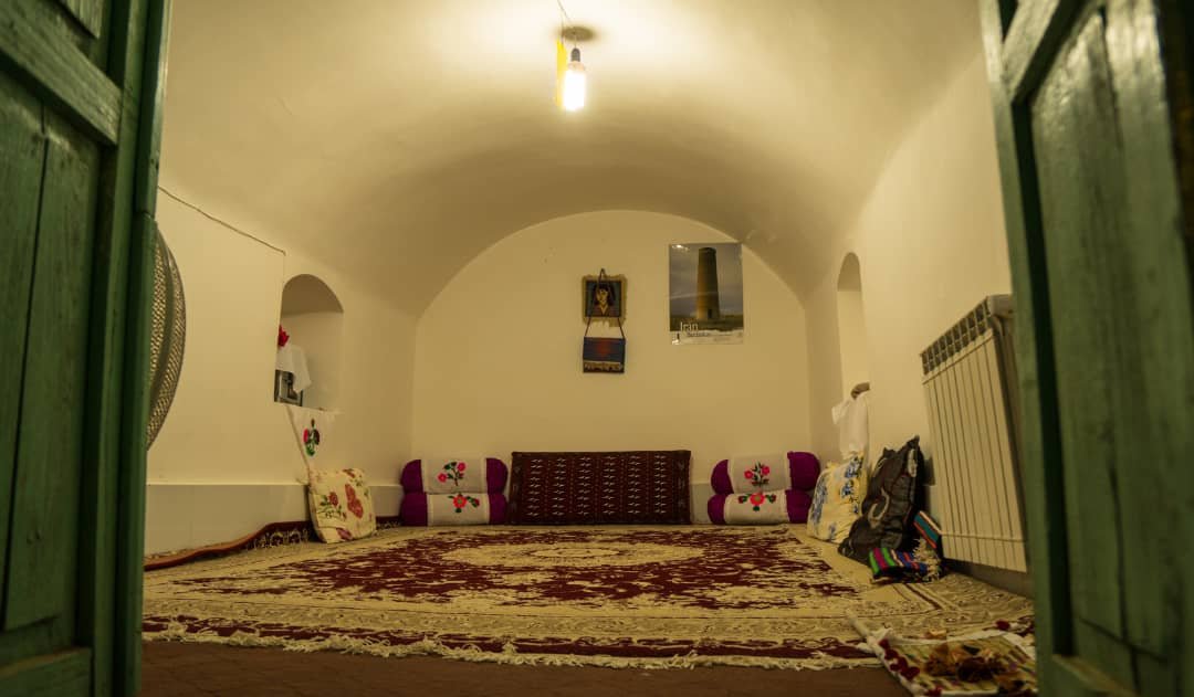 سبنی کبودان - اتاق ۱