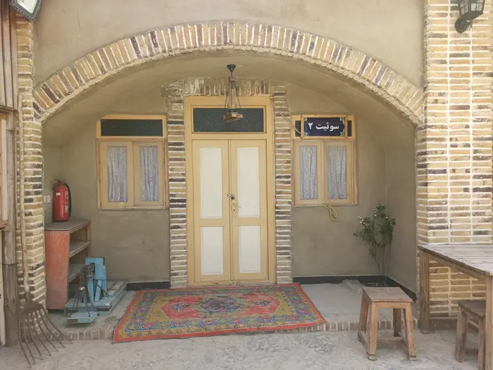 بوم گردی کلبه باغ - واحد ۲ - ورودی سوییت دوم