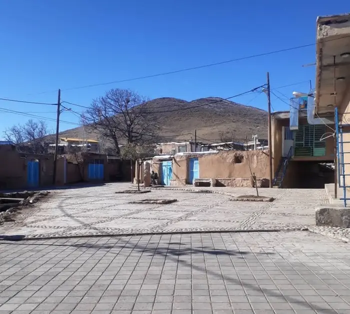 بوم گردی فلت درسچین - واحد 1