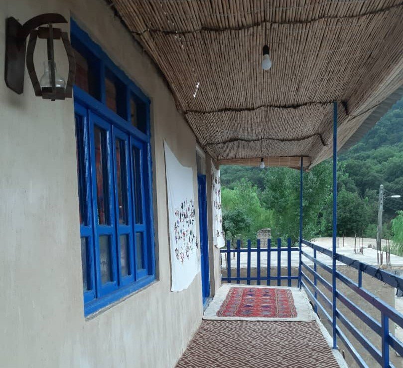 بومگردی باجی رباب - اتاق آبشار