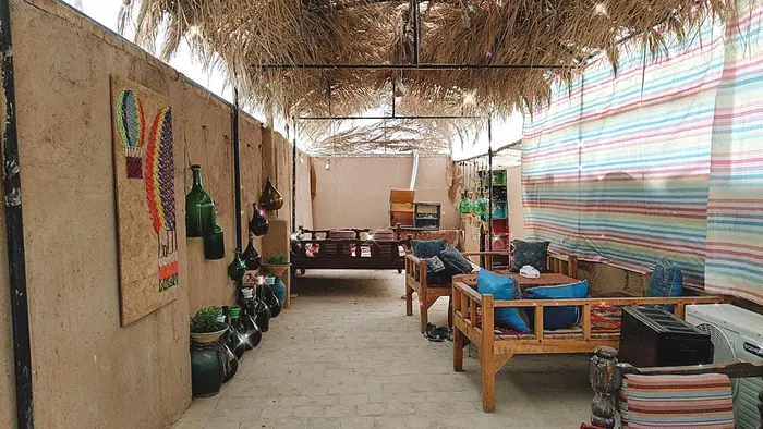 اقامتگاه سنتی ترمه - اتاق سه تخته - کافی شاپ