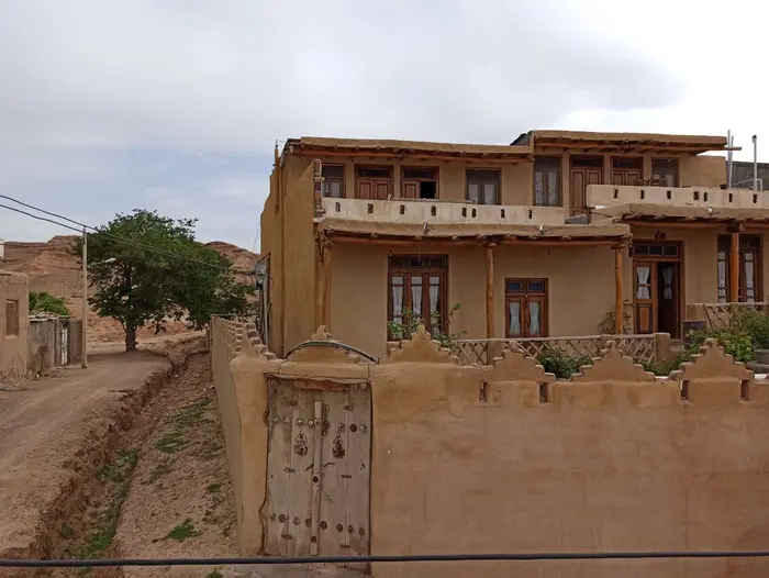 بوم گردی وارگه امیدیه - واحد مته - نمای بیرون