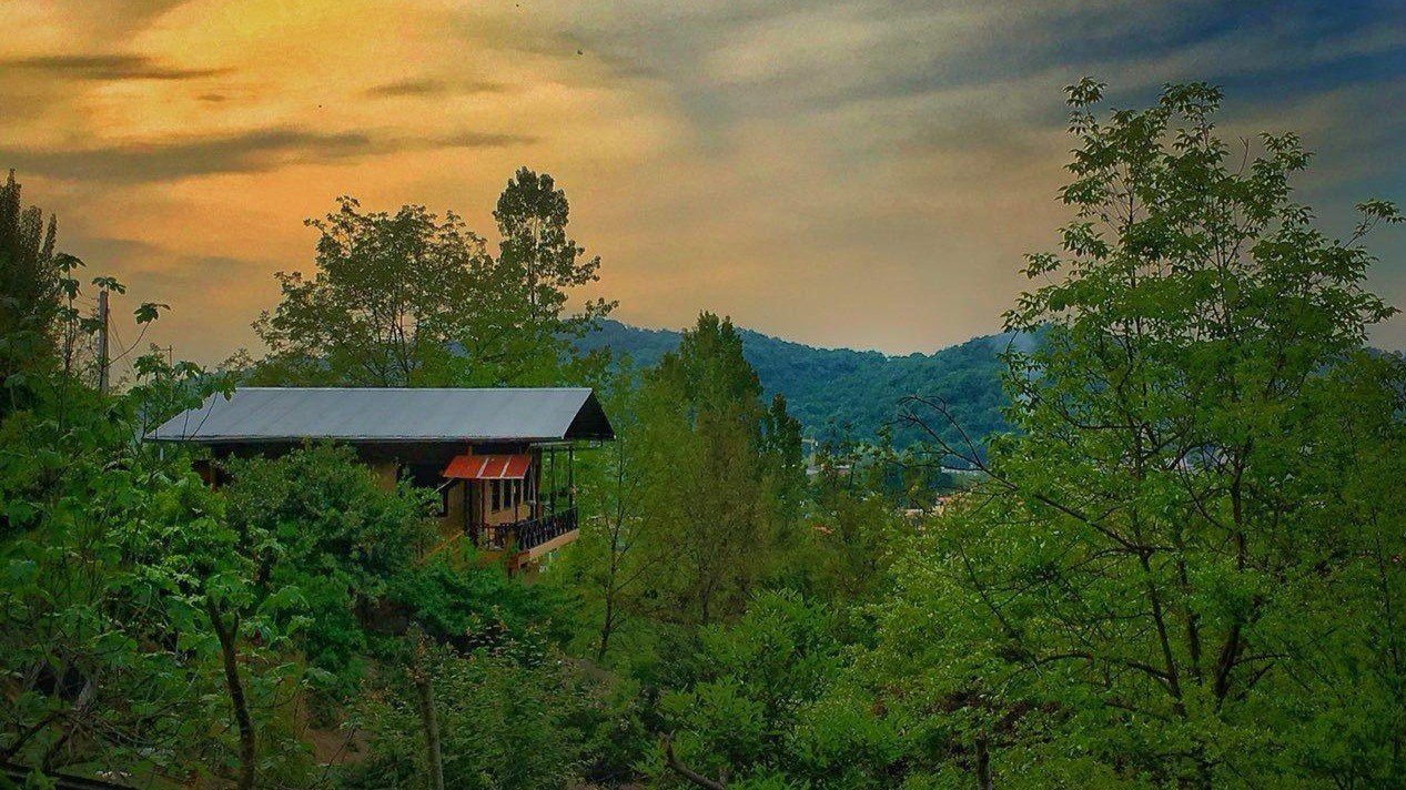 کلبه افضل روآر - رفاق سری