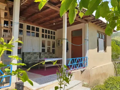 بومگردی سه خوابه مرسی سی