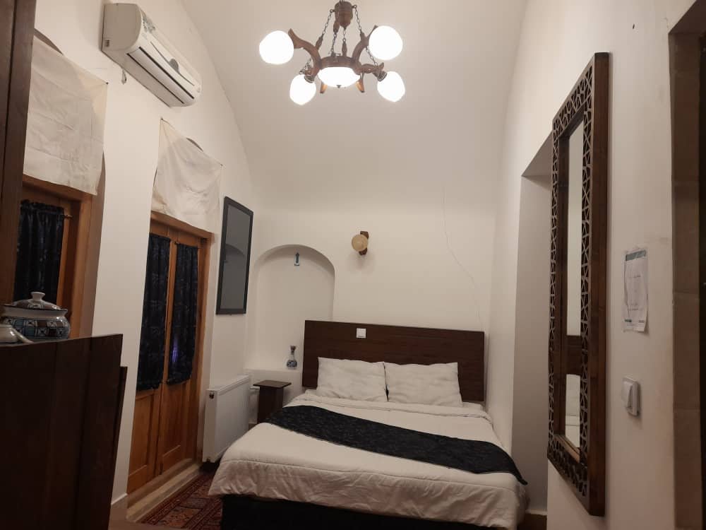 اقامتگاه سنتی ترنج سبز یزد - اتاق زری بافی - اتاق زری بافی