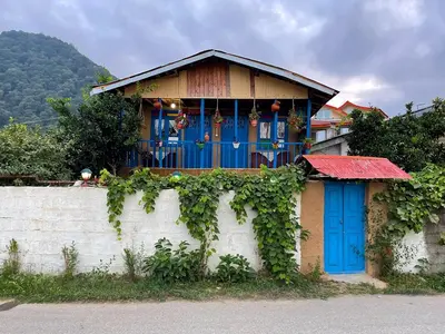 اقامتگاه سنتی دوخوابه تورنگ طلا