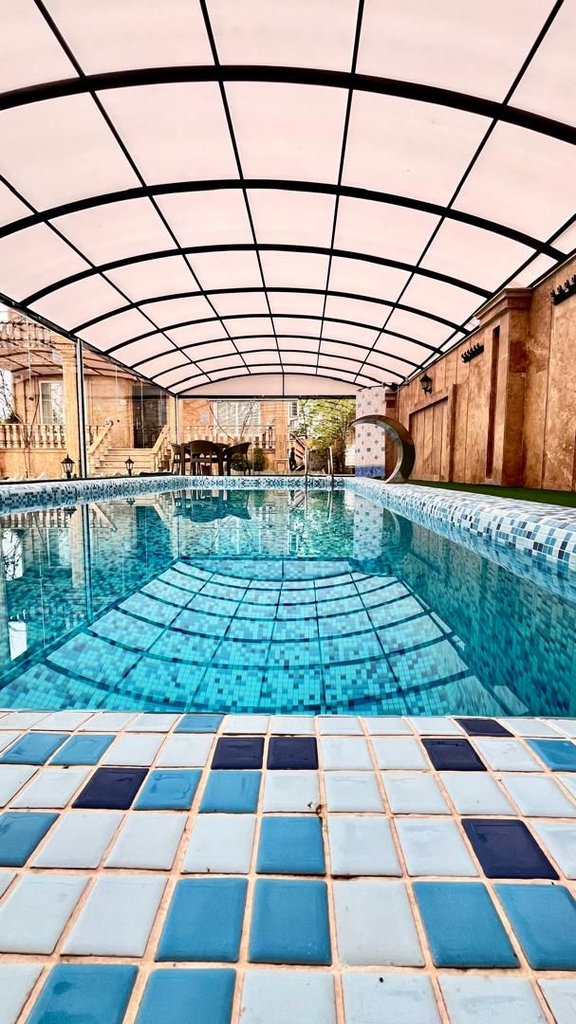 ویلا سه خوابه استخردار سرپوشیده عمارت زرین