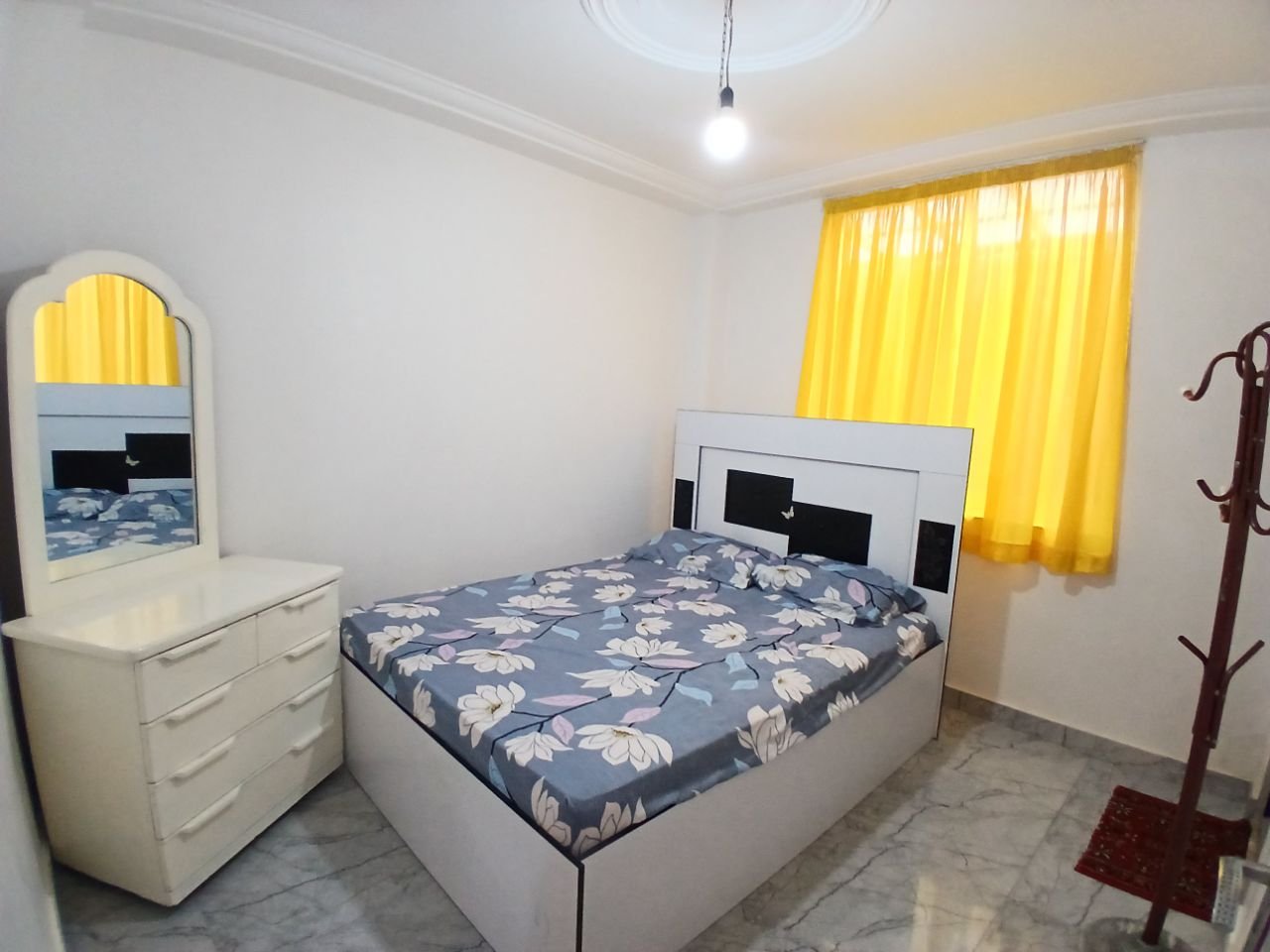 دوخوابه بنیاد