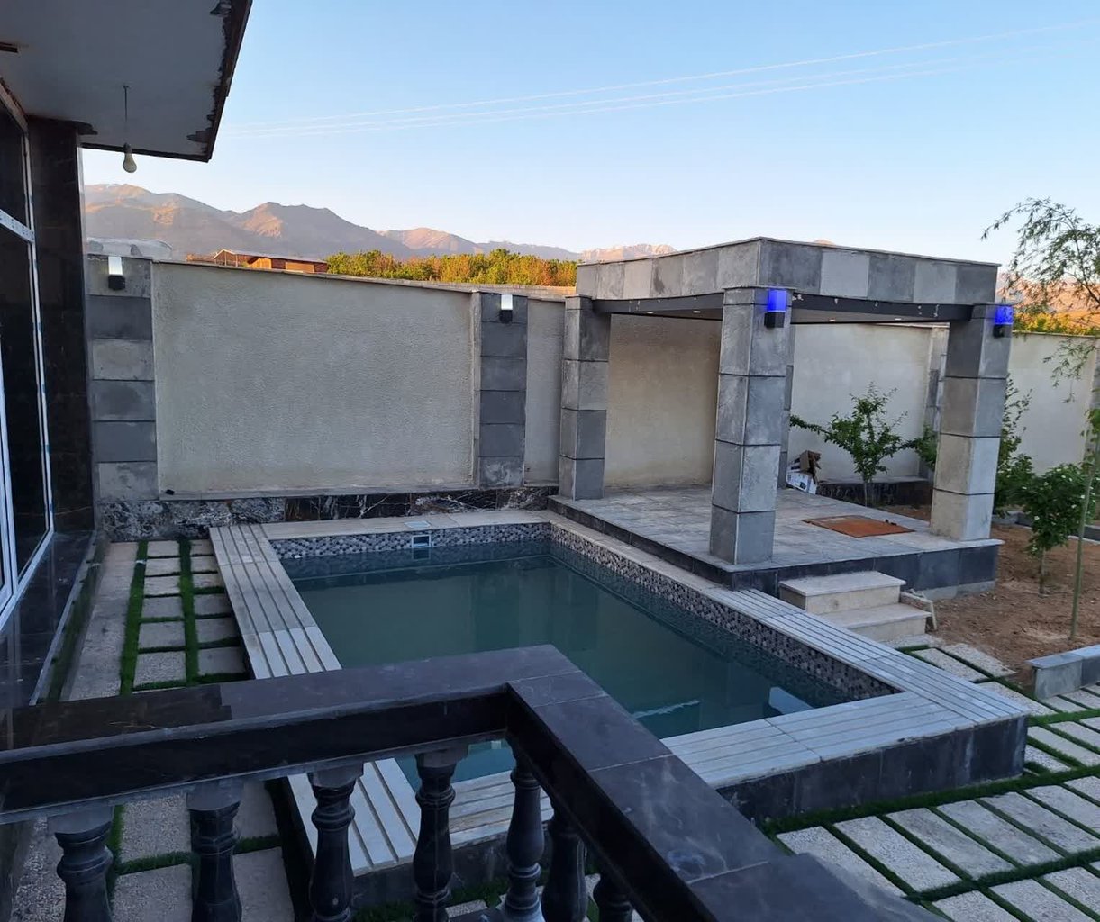 ویلا دوخوابه استخردار کوهستانی آجین