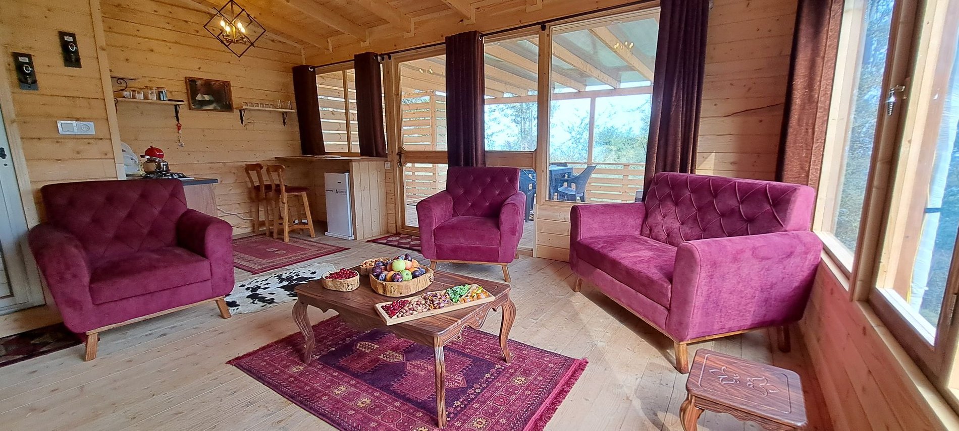 دوخوابه جنگلی جکوزی دار بلوط 1