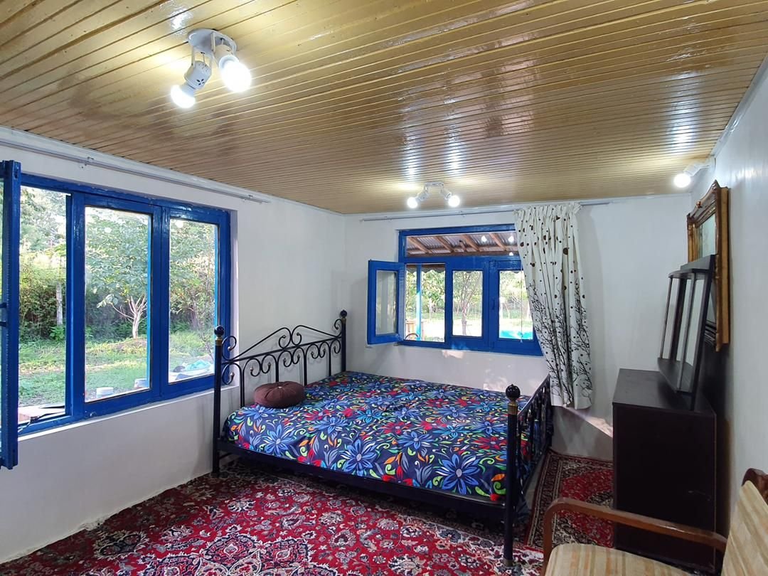 بوم گردی باغ بهبهانی - واحد میخک