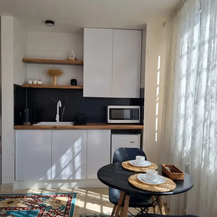 سوئیت فلت شعله