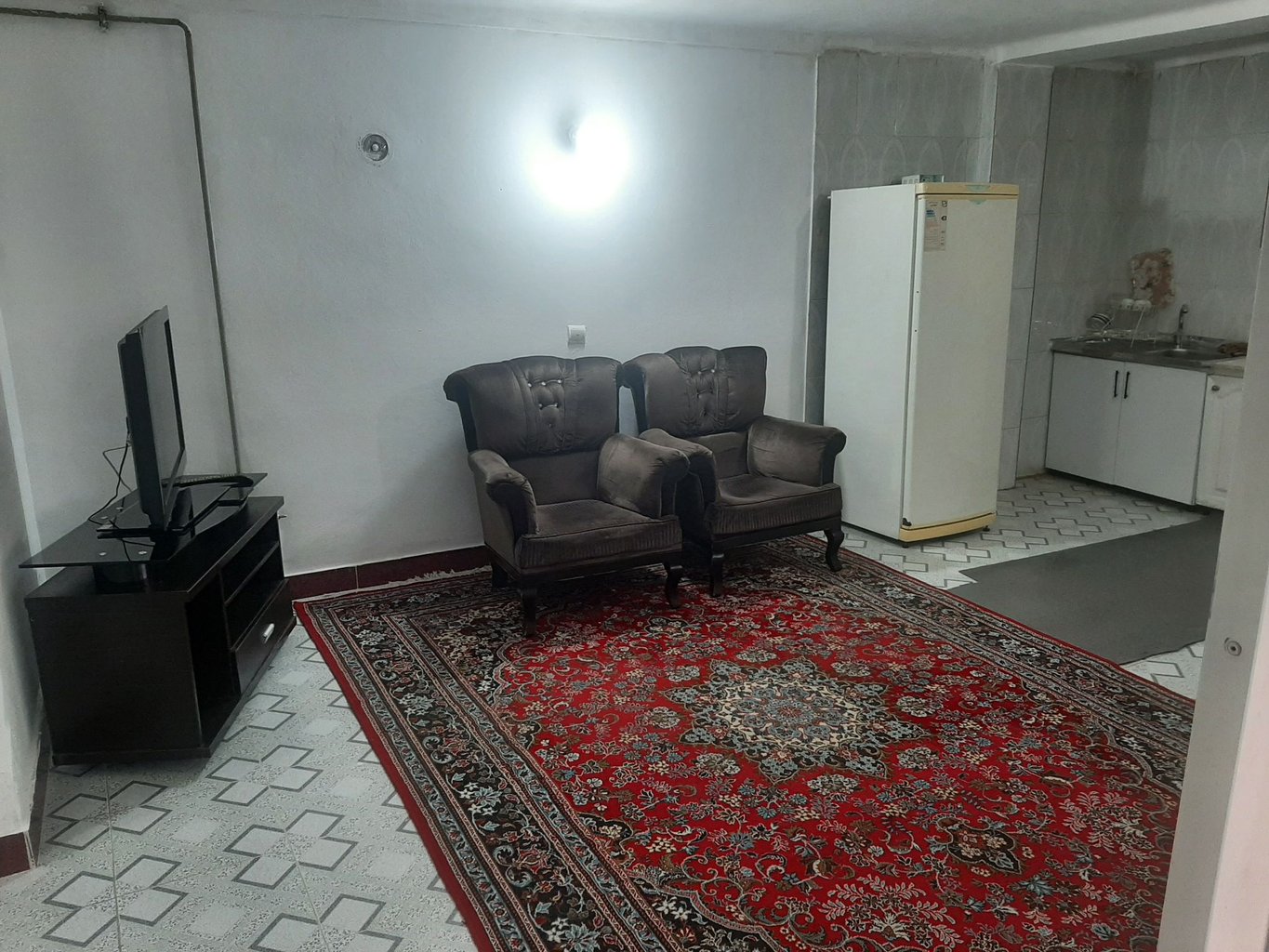 یک خوابه قائم 13