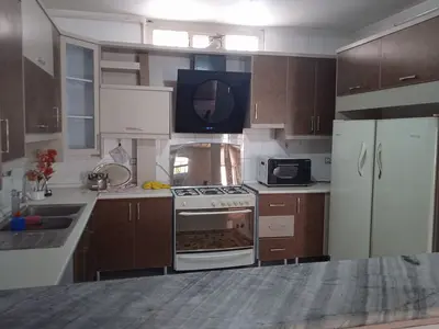 آپارتمان یک خوابه گلخونه دلباز ۱