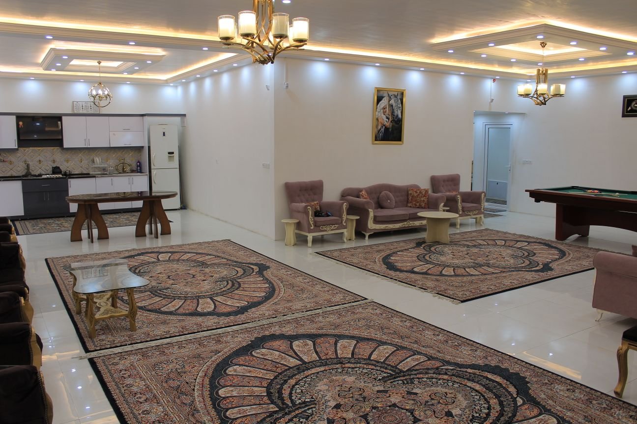 ویلا دوخوابه استخردار آبگرم عمارت آرش