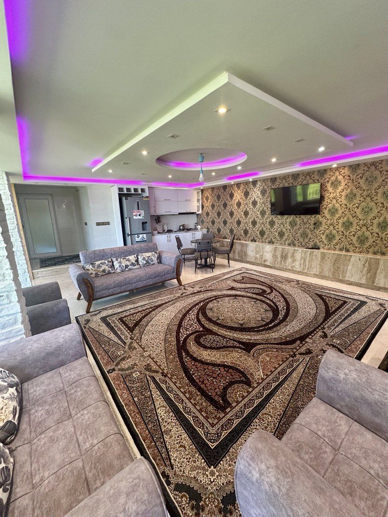 یک خوابه سیاسان