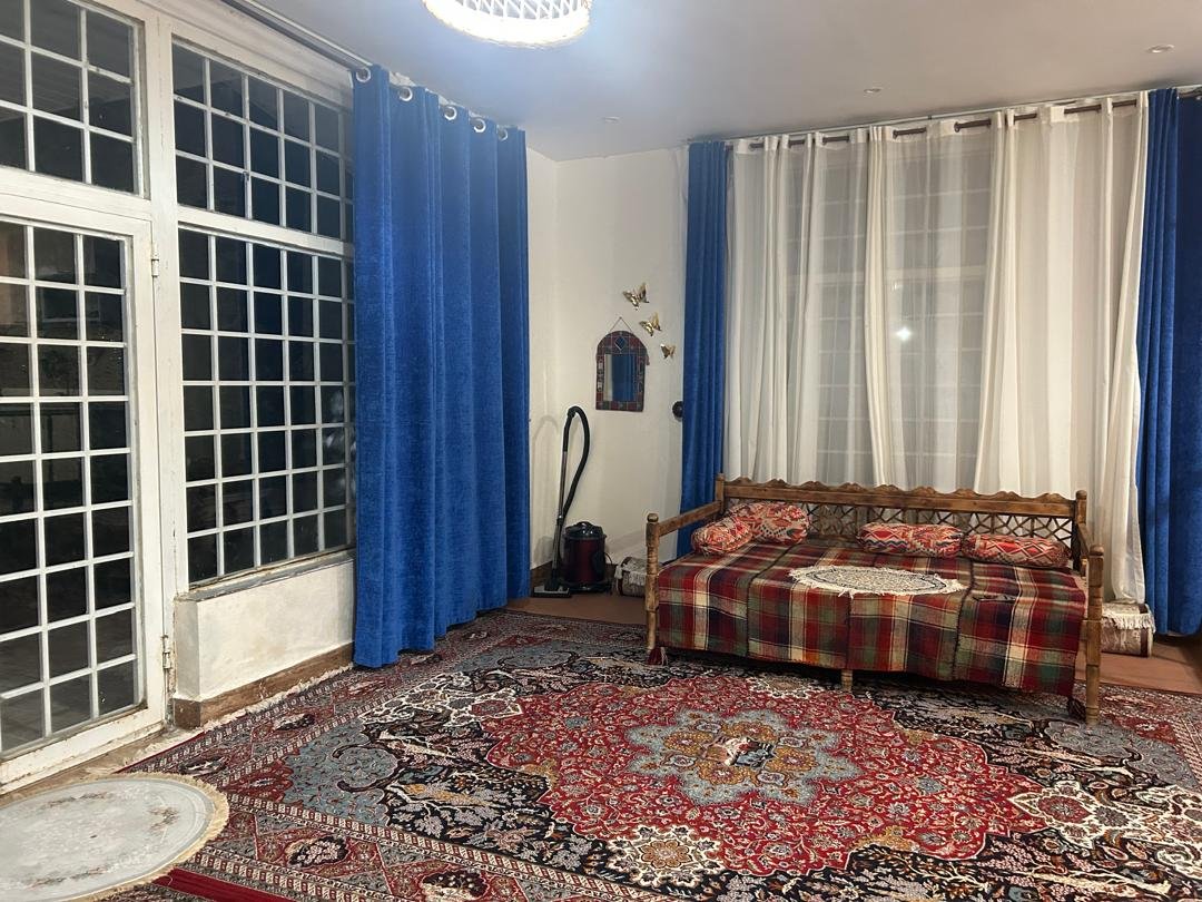 یک خوابه استخردار لیلا