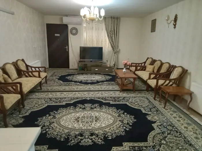 آپارتمان دوخوابه گلدشت رویایی - سالن 