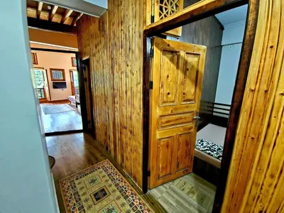 اقامتگاه سنتی دوخوابه کوهستان 2