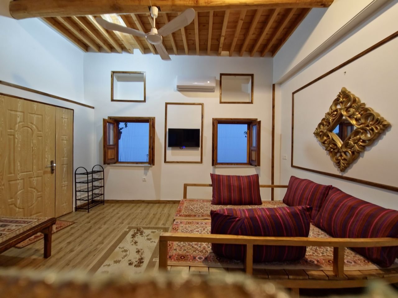 اقامتگاه سنتی سه خوابه نمازی